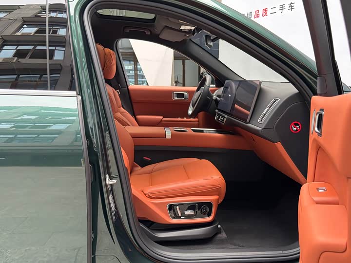 Фото 14 - LiXiang L7