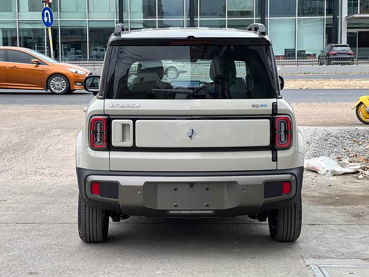 Фото 16 - Baojun Yep Plus