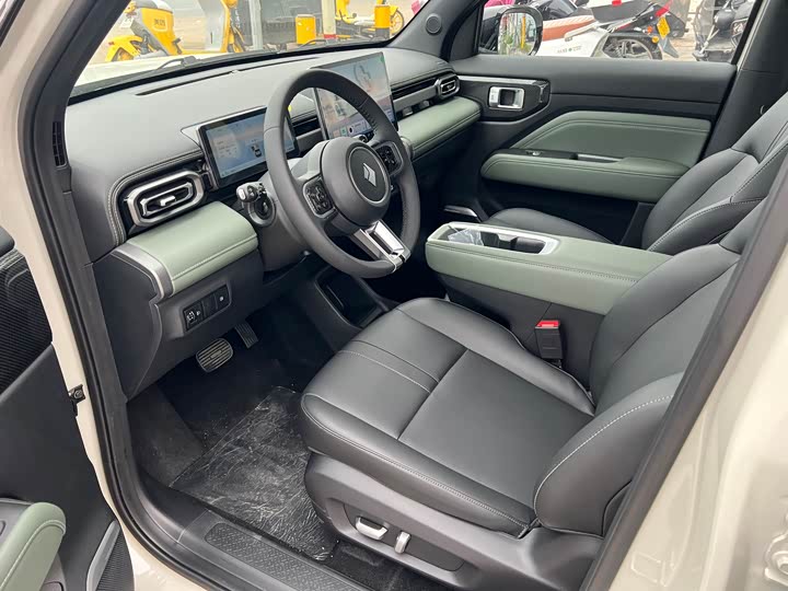 Фото 6 - Baojun Yep Plus