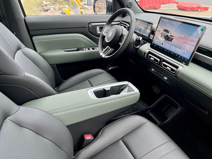 Фото 8 - Baojun Yep Plus