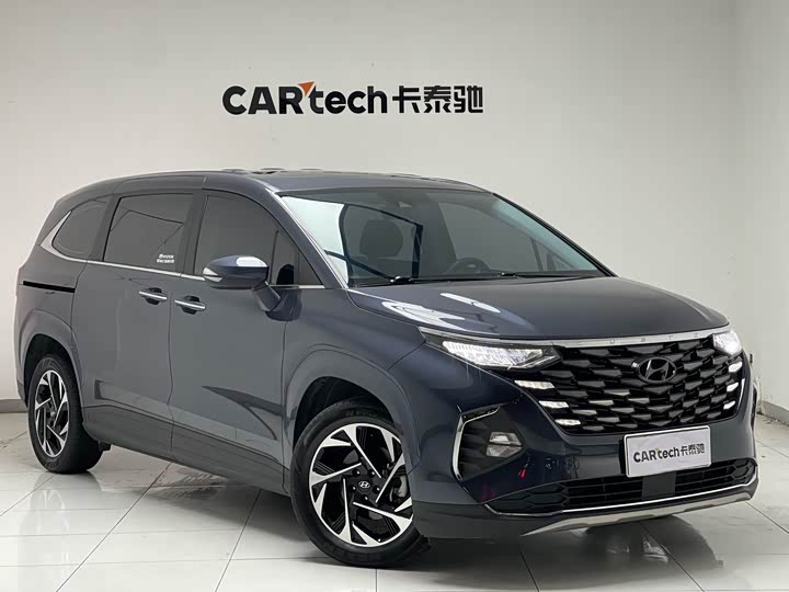 Фото 2 - Hyundai Custo