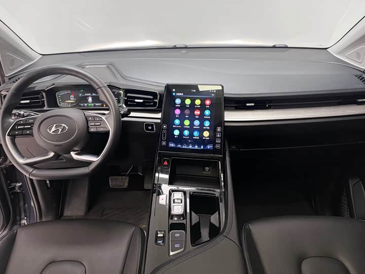 Фото 25 - Hyundai Custo