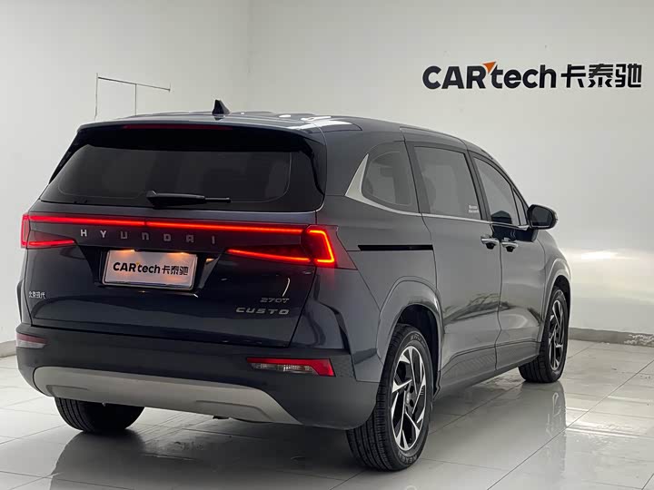 Фото 37 - Hyundai Custo