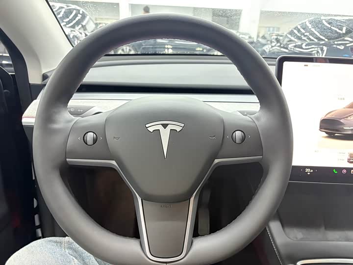 Фото 7 - Tesla Model Y