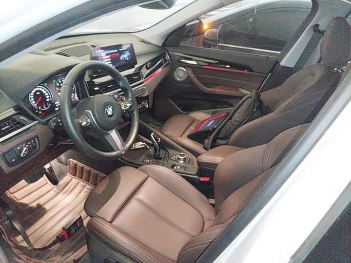 Фото 15 - BMW X1