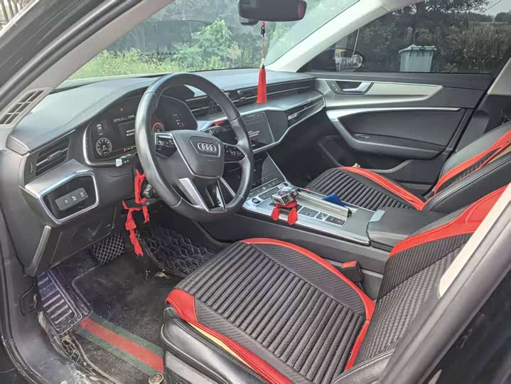 Фото 3 - Audi A6L