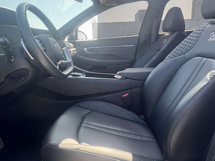 Фото 16 - Hyundai Sonata N Line