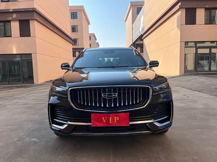 Фото 3 - Geely Monjaro