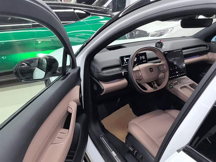 Фото 16 - Nio ES6