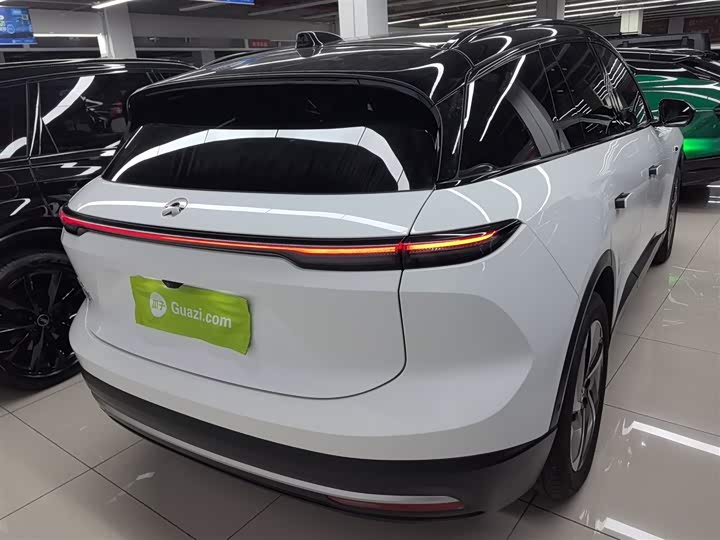 Фото 6 - Nio ES6