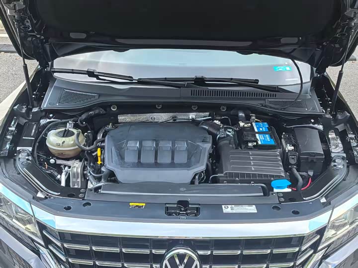Фото 7 - Volkswagen Passat
