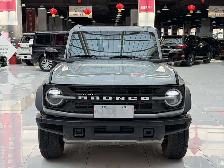 Фото 2 - Ford Bronco