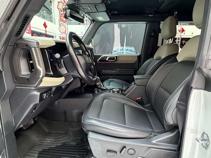 Фото 7 - Ford Bronco