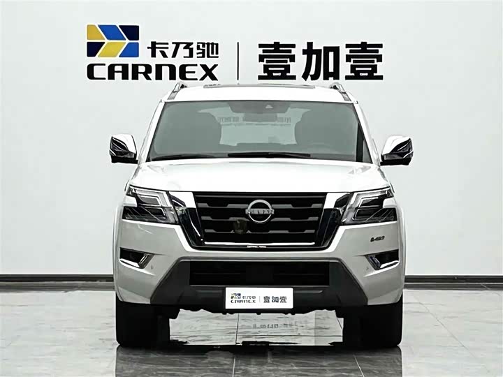 Фото 2 - Nissan Armada