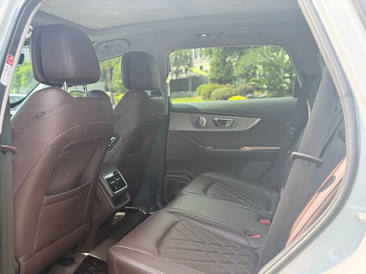 Фото 12 - Chery Tiggo 8 Pro