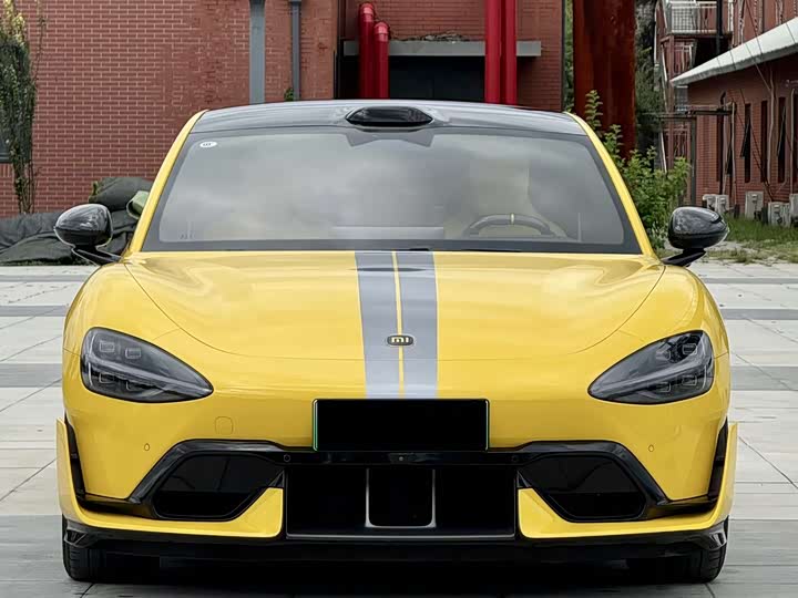 Фото 1 - Xiaomi SU7 Ultra