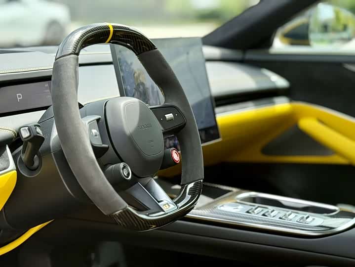 Фото 12 - Xiaomi SU7 Ultra