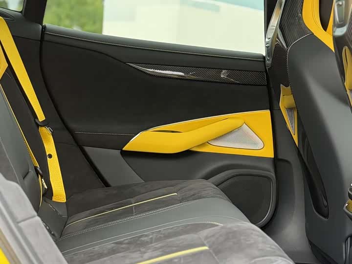 Фото 16 - Xiaomi SU7 Ultra