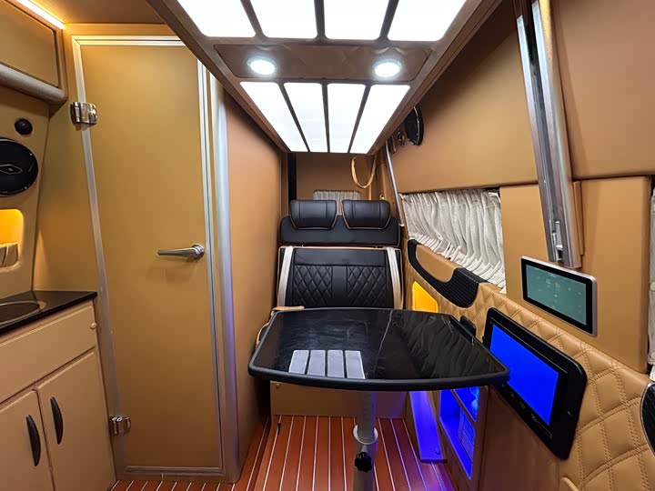 Фото 12 - Ford Transit