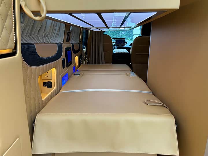 Фото 17 - Ford Transit