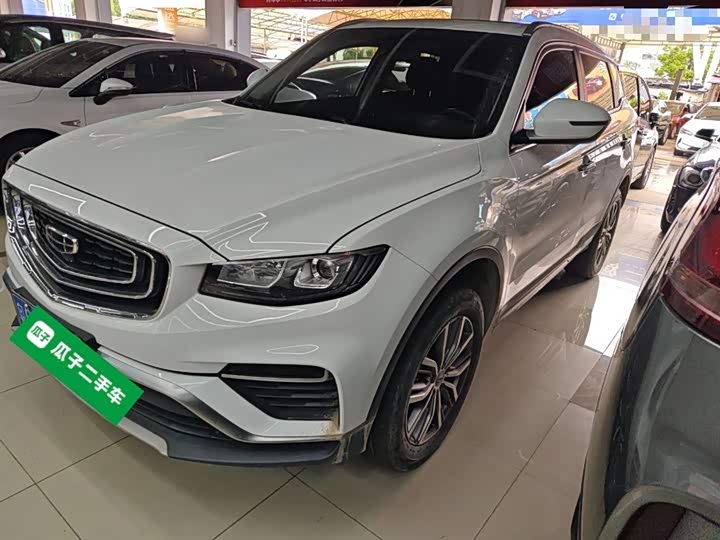 Фото 1 - Geely Atlas