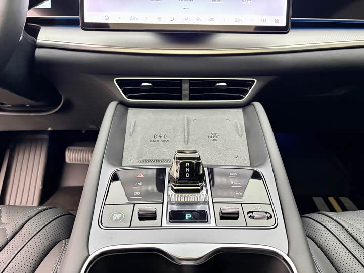 Фото 11 - BYD Sea Lion 07 EV