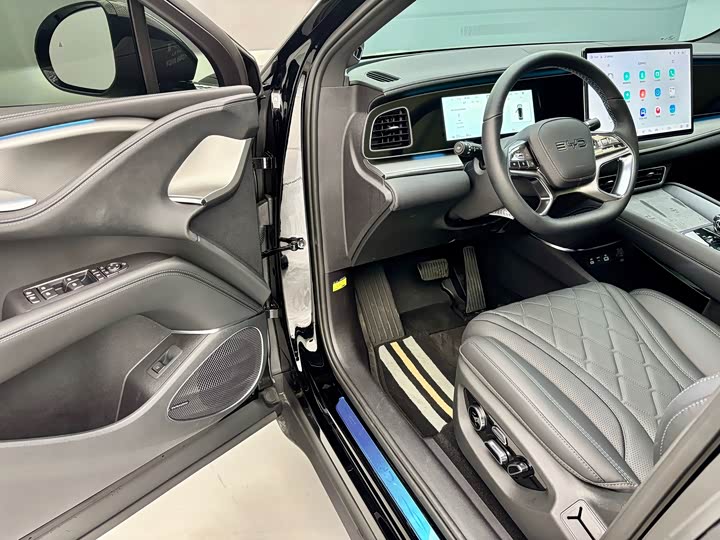 Фото 7 - BYD Sea Lion 07 EV