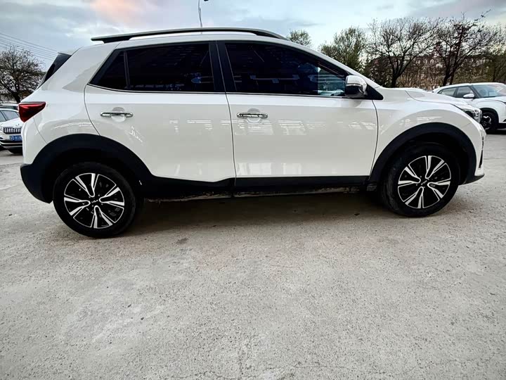 Фото 7 - Kia KX1