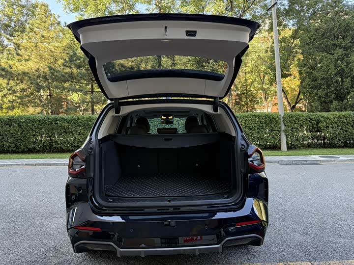 Фото 15 - BMW iX3