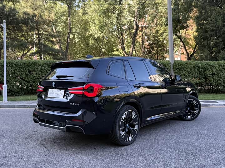 Фото 5 - BMW iX3