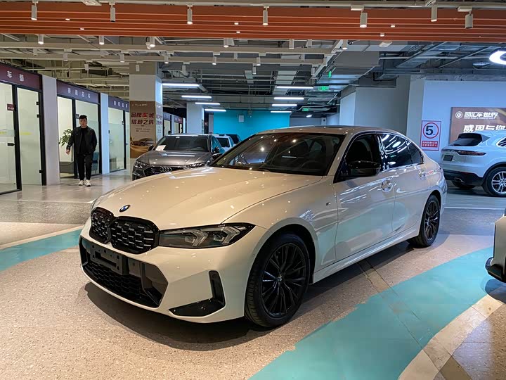 Фото 1 - BMW 3 Series