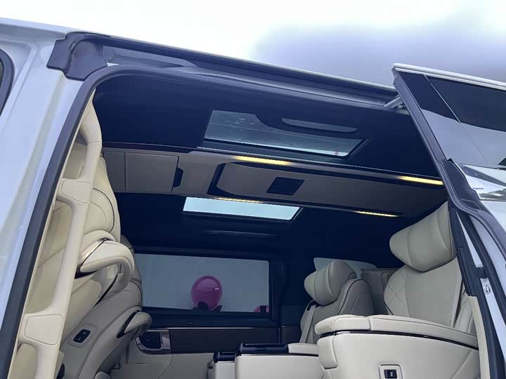 Фото 22 - Toyota Alphard