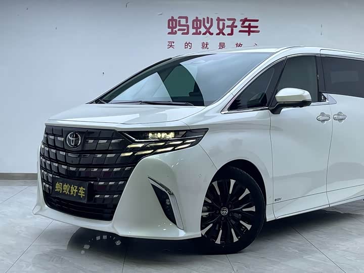 Фото 8 - Toyota Alphard