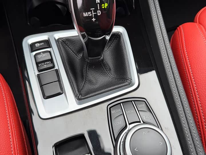 Фото 17 - BMW 1 Series