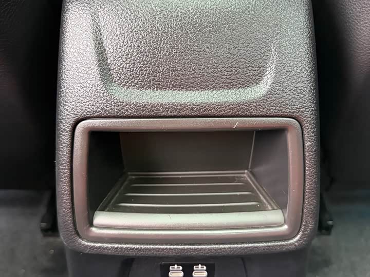 Фото 18 - BMW 1 Series