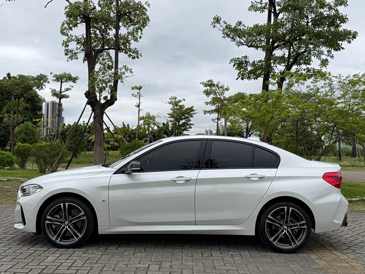 Фото 20 - BMW 1 Series