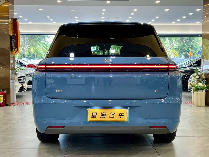 Фото 6 - LiXiang L8