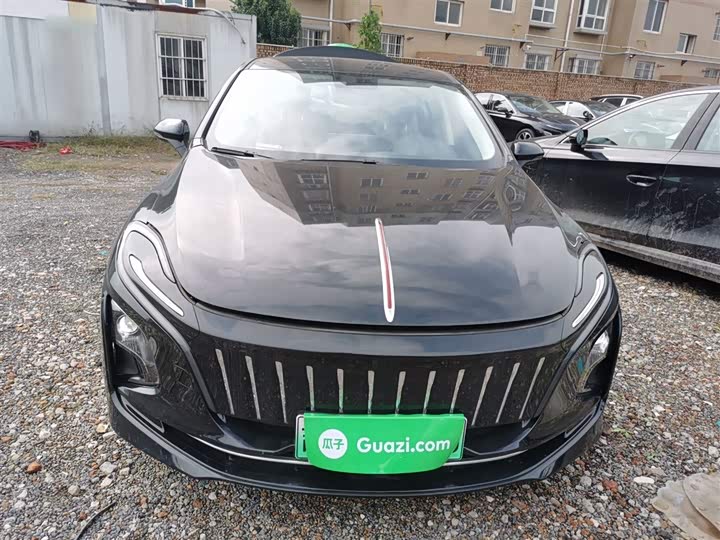 Фото 3 - Hongqi E-QM5