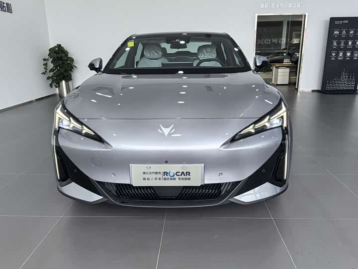 Фото 11 - BAIC Arcfox Alpha S5