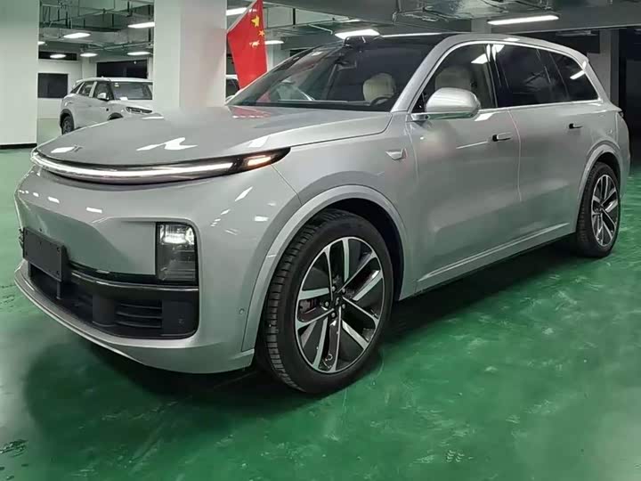 Фото 1 - LiXiang L9