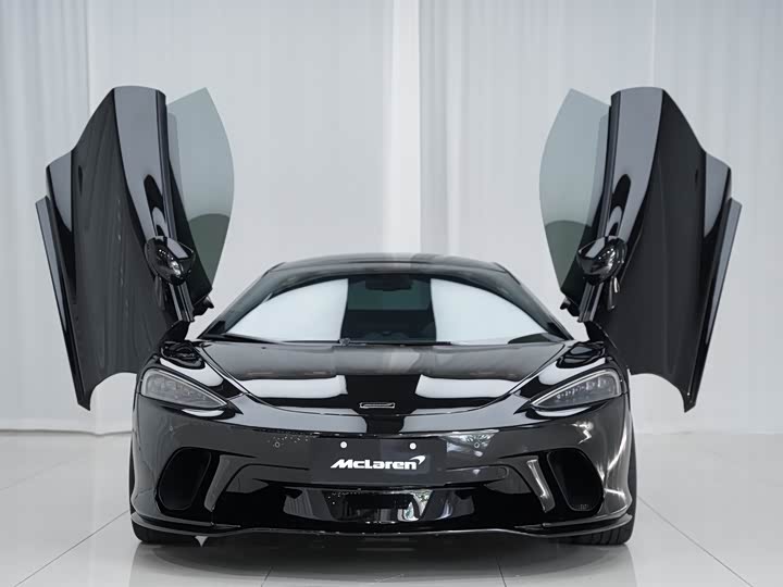 Фото 3 - McLaren GT