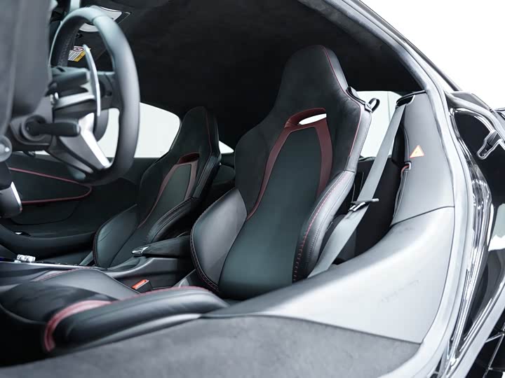 Фото 5 - McLaren GT