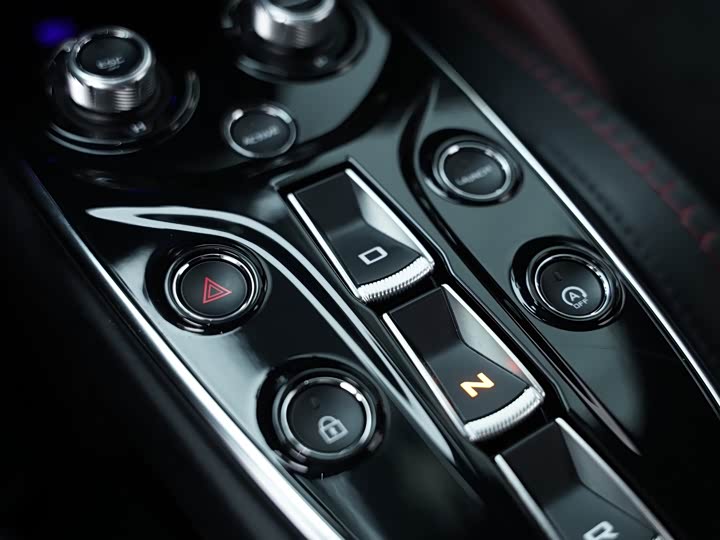 Фото 8 - McLaren GT