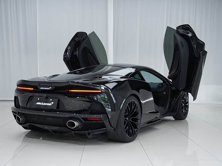 Фото 9 - McLaren GT