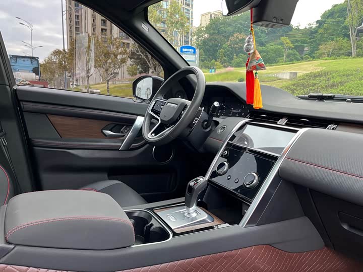 Фото 18 - Land Rover Discovery Sport