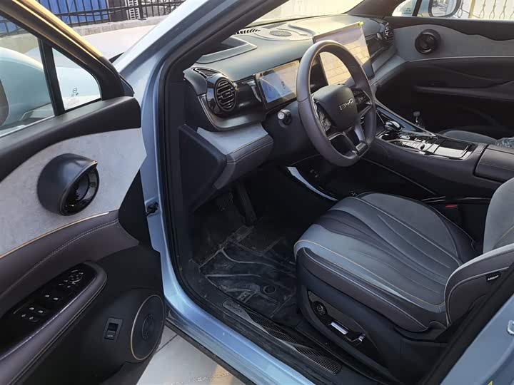 Фото 16 - BYD Frigate 07