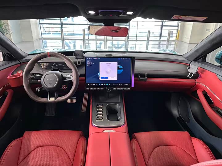 Фото 4 - Xiaomi SU7