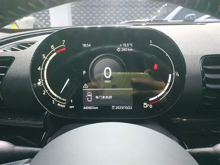 Фото 12 - Mini Clubman