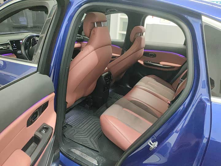 Фото 4 - Nio EC6