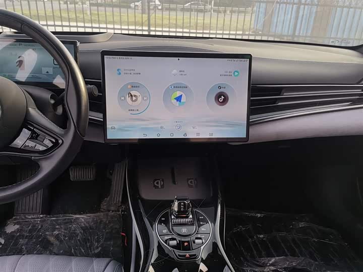 Фото 13 - BYD Seal